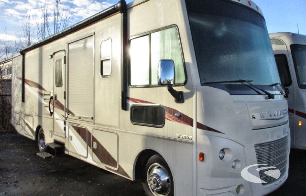 2019 WINNEBAGO VISTA LX 30T*18 HC